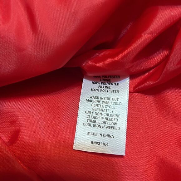 Ladies New Direction Red Puffer Vest - Size Small - Picture 4 of 4